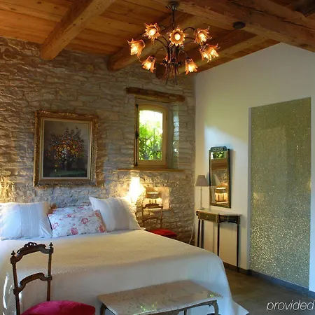 La Cour De Lise Hotel